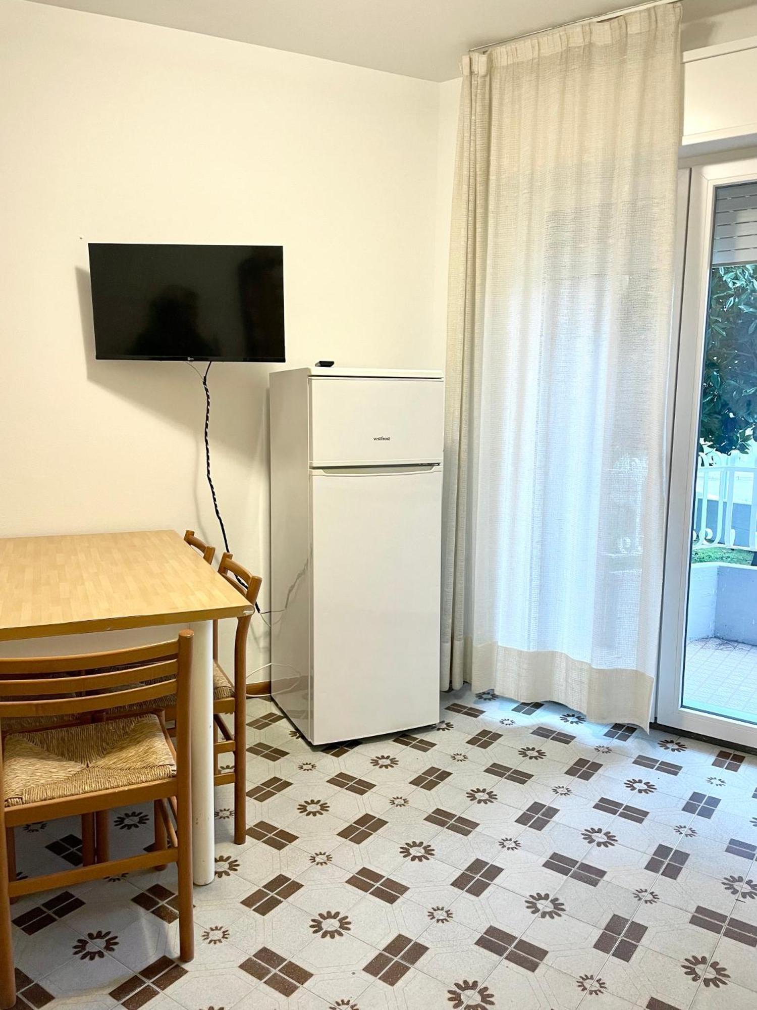Condominio Mammole Lignano Sabbiadoro Exteriör bild